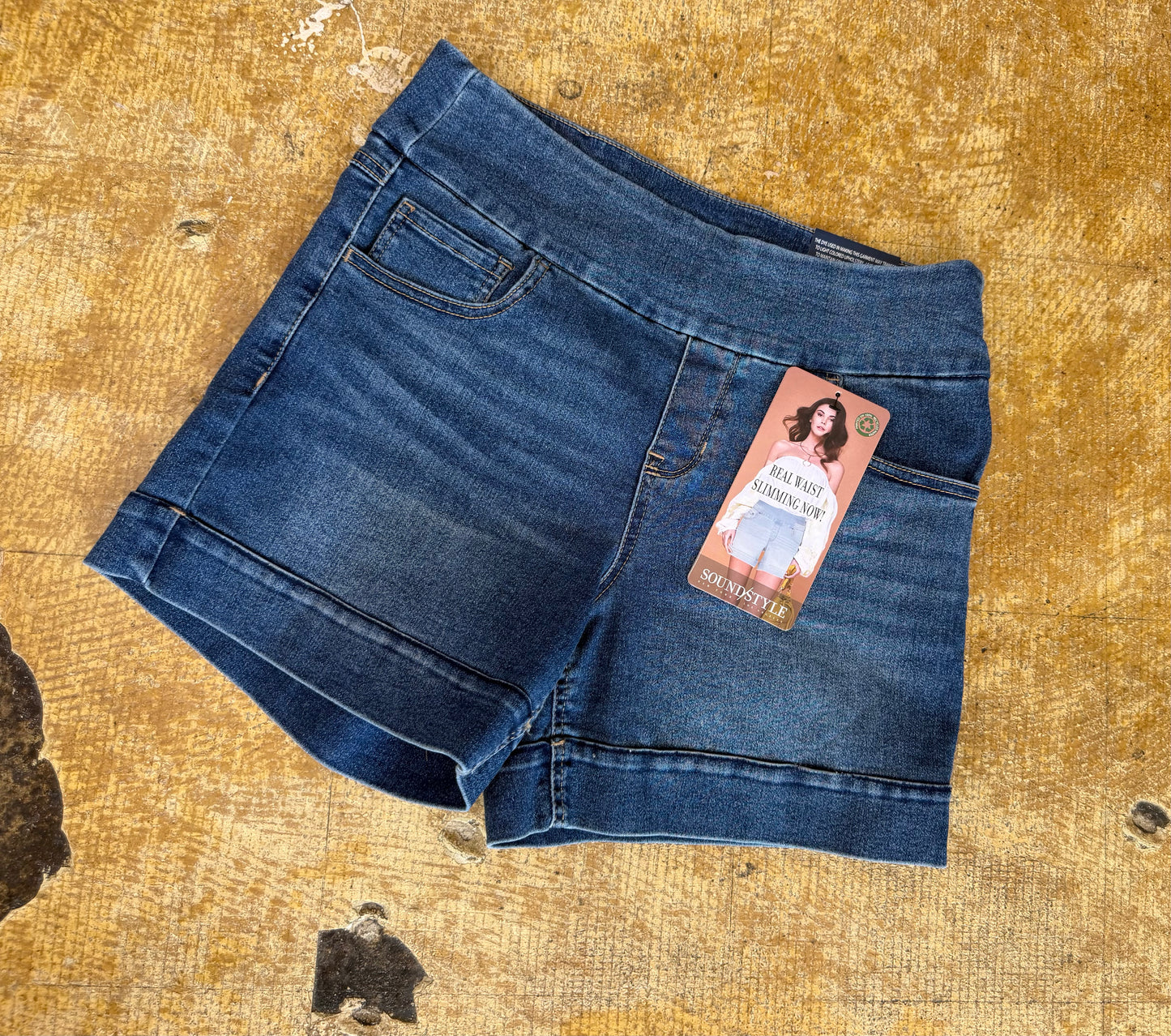 DARK DENIM PULL ON SHORTS