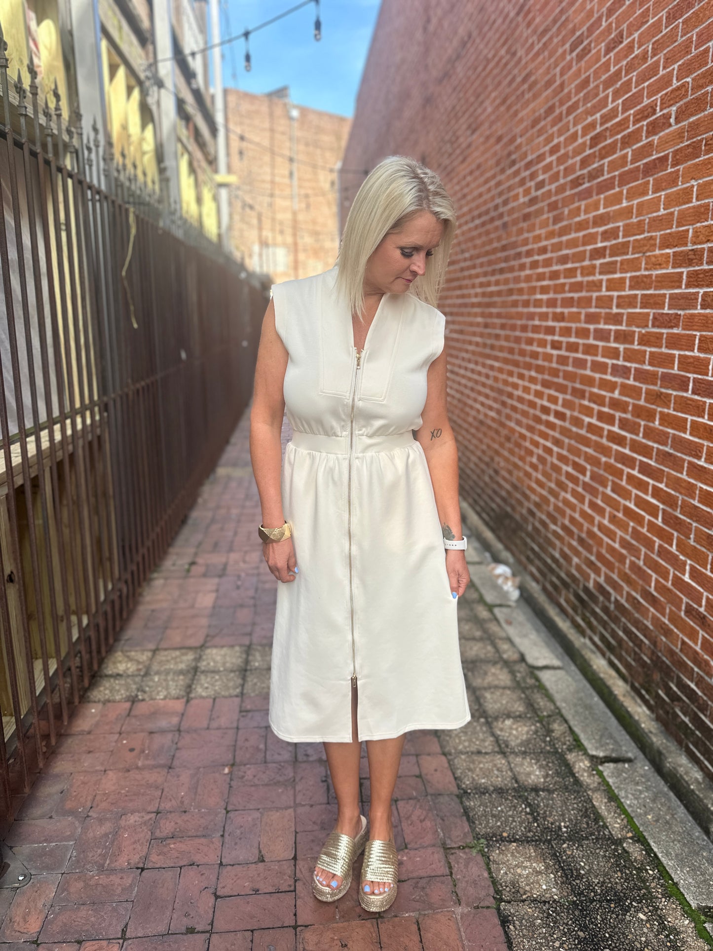 CREAM ZIP UP MIDI DRESS