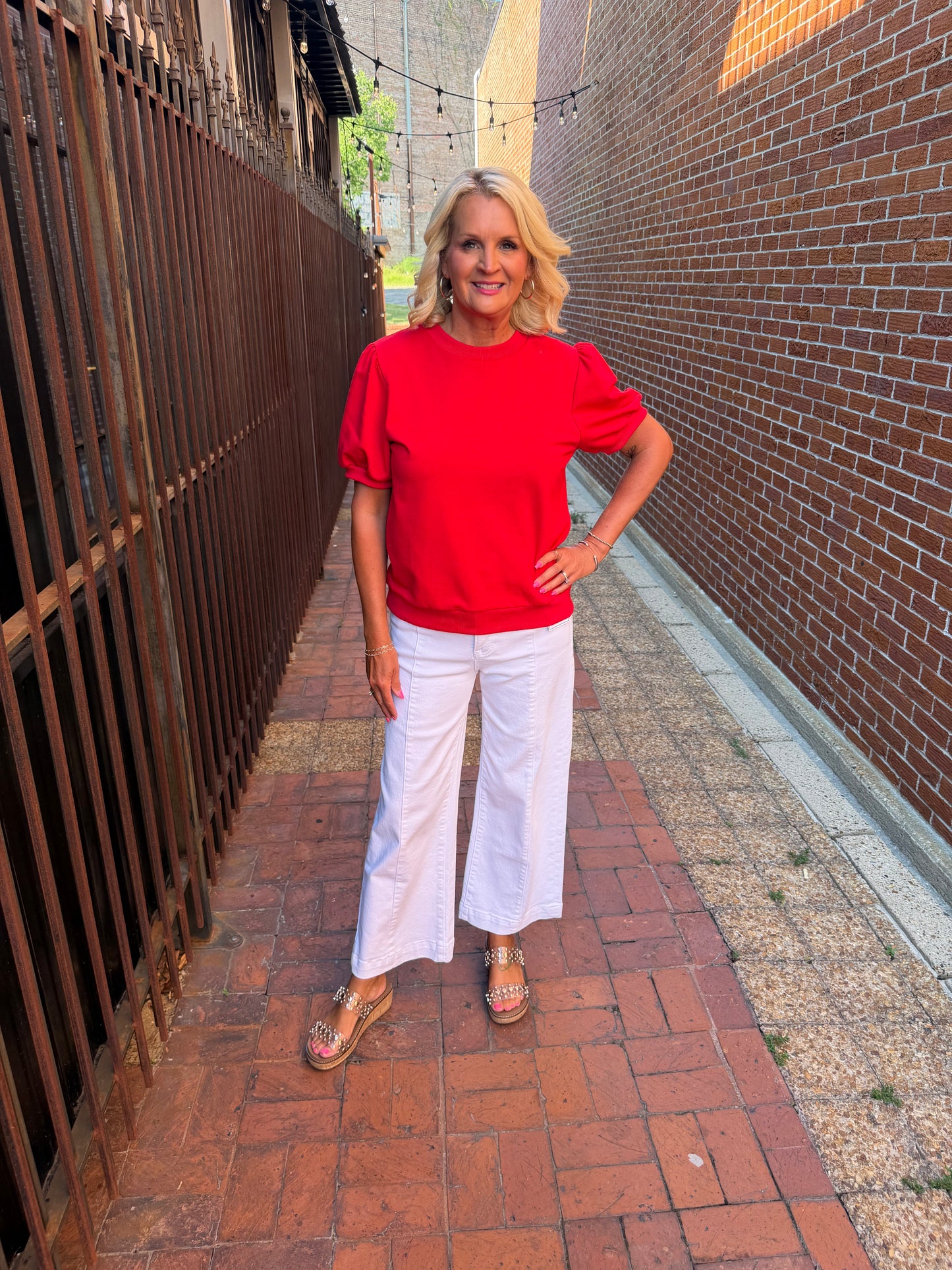 RED PUFF SLEEVE TEE