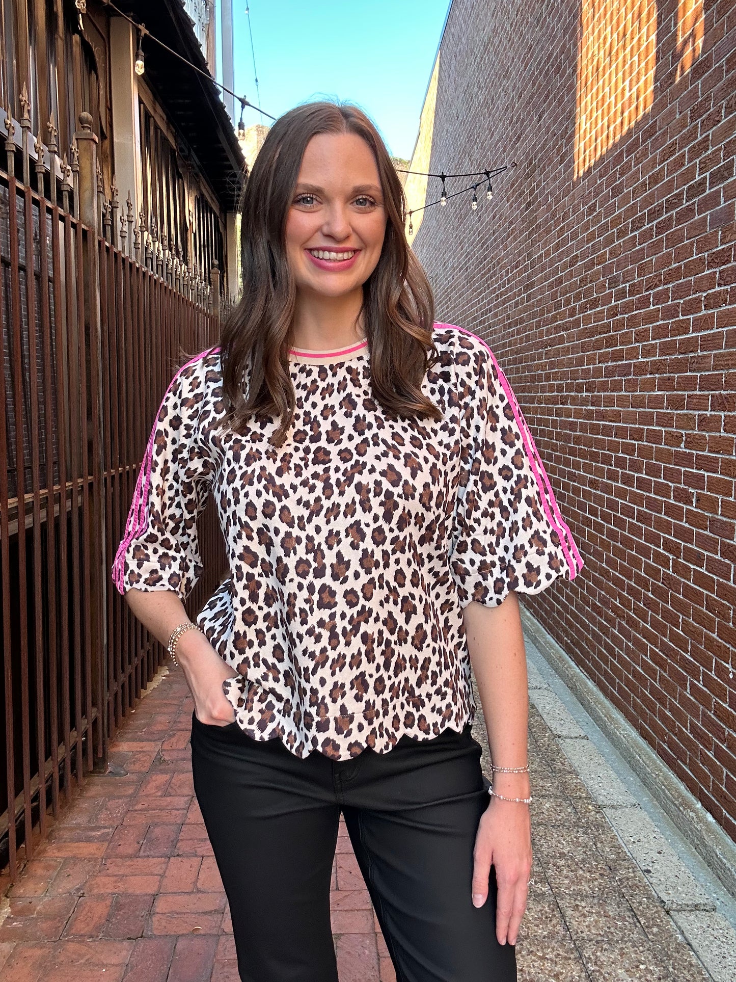 HOT PINK/CREAM LEOPARD TOP