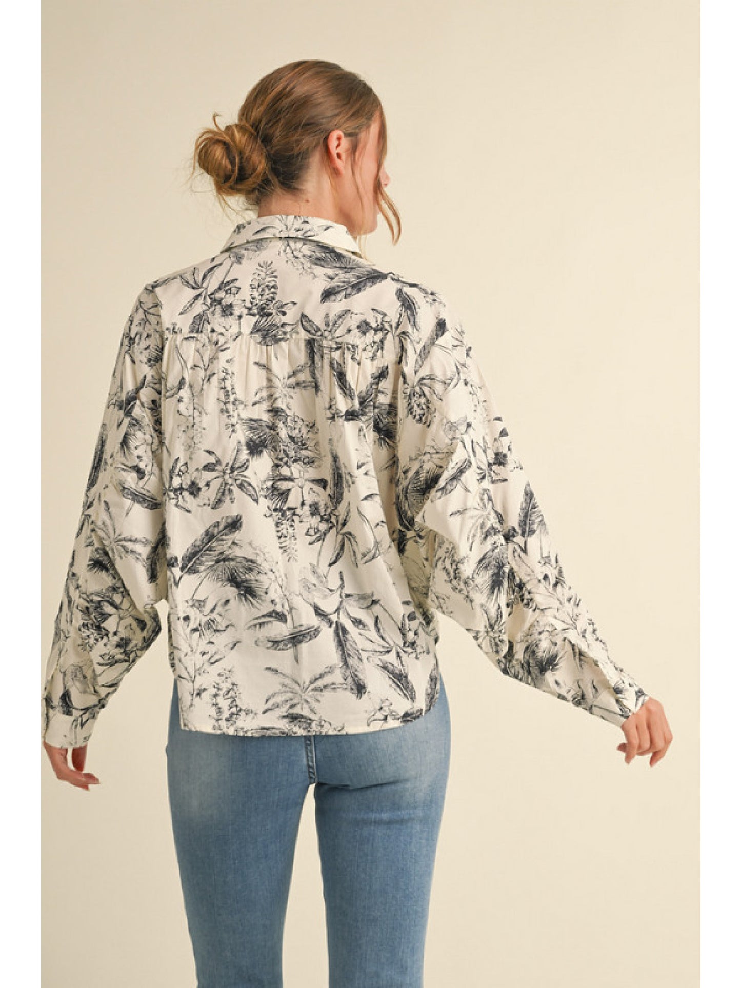 LEAF/FLOWER BUTTON DOWN