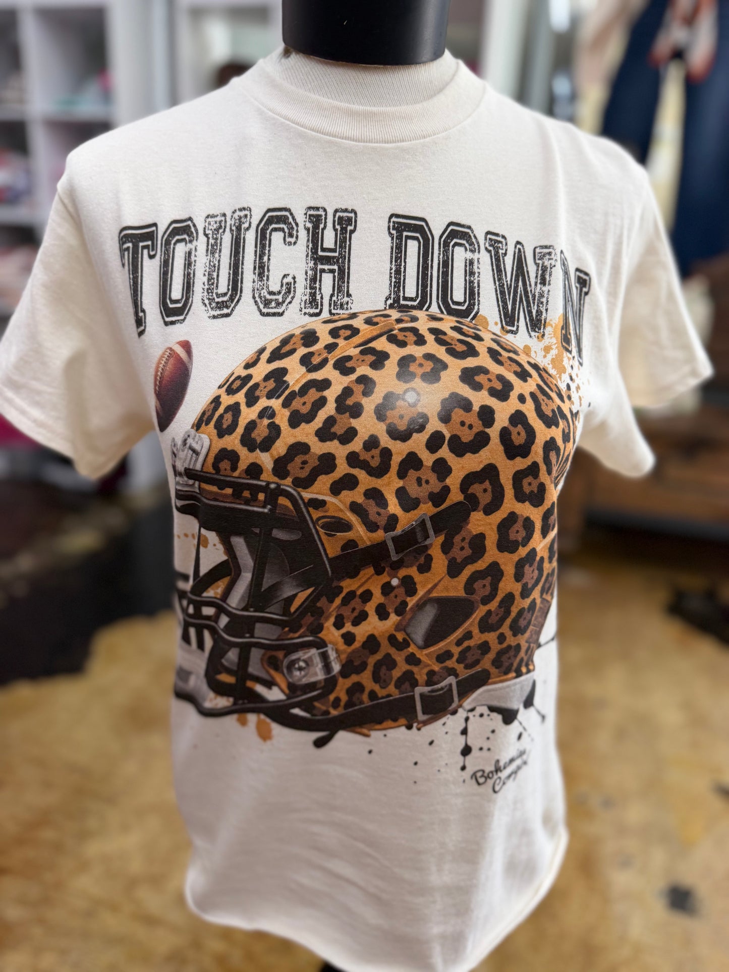 TOUCHDOWN HELMET TEE