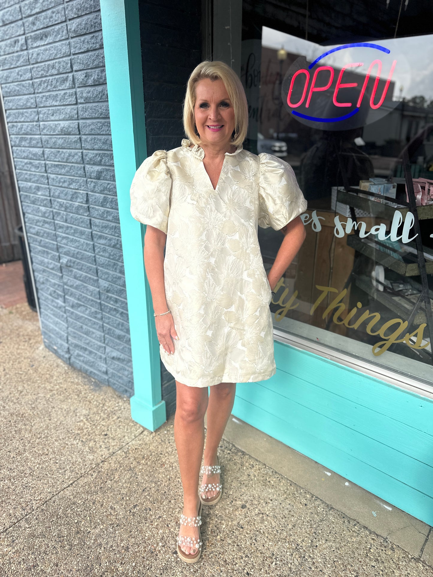 CHAMPAGNE PUFF SLV DRESS