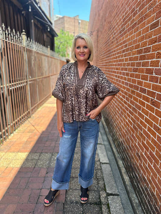 Leopard Print Pleated Sleeve Blouse