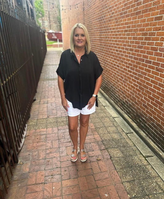 BLACK COLLARED HIGH LOW TOP