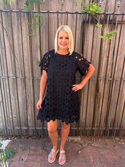 BLACK LACE NECKTIE DRESS
