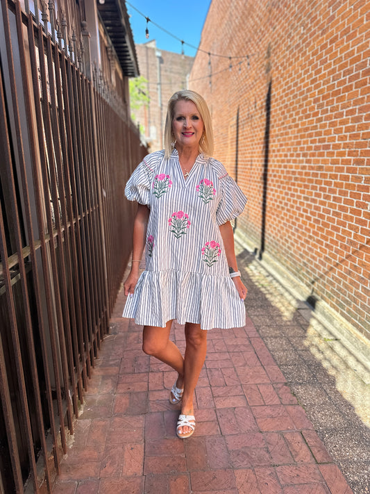 NAVY STRIPPED BOUQUET DRESS