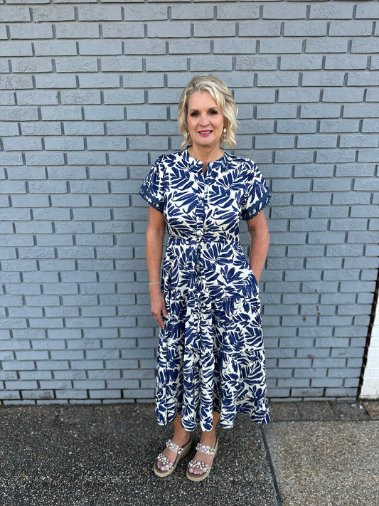 BLUE PATTERN BUTTON UP DR