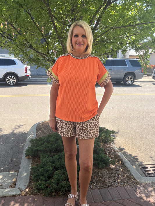 ORANGE HINTS OF LEOPARD SHORT SET