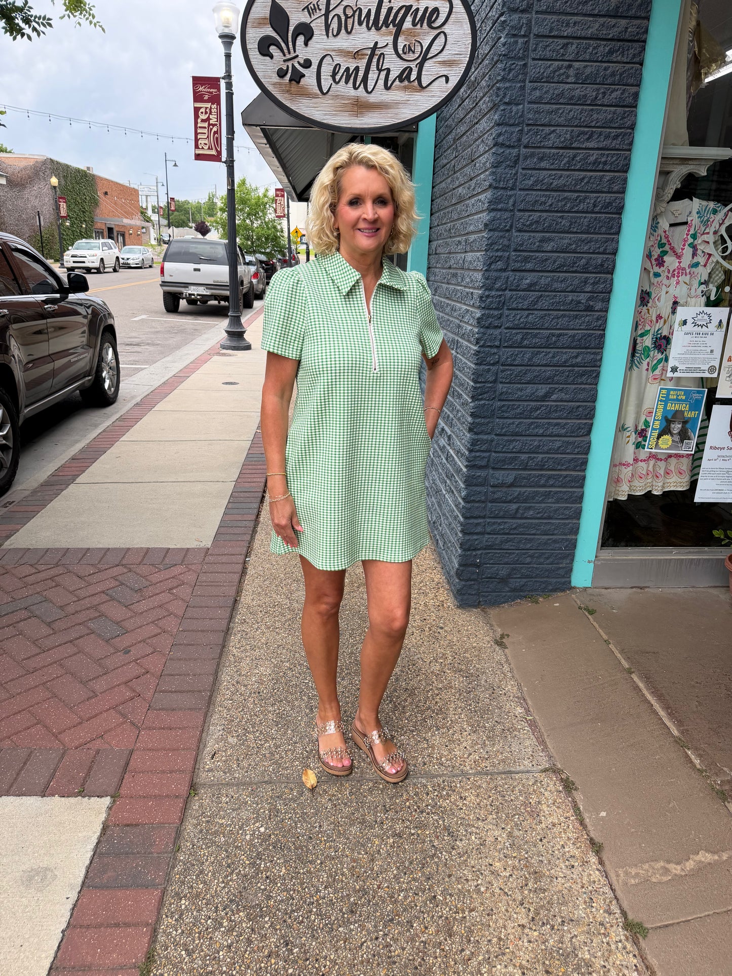 GREEN GINGHAM PUFF SLV DR