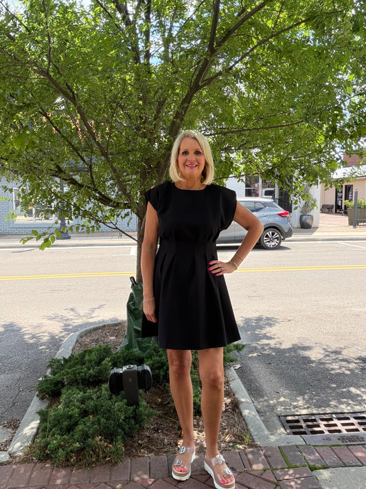 BLACK Pleated Midi Dress
