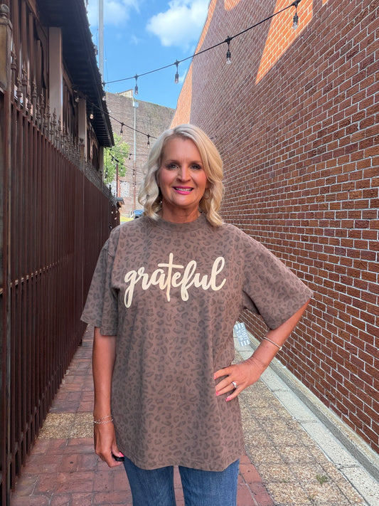 LEOPARD PRINT GRATEFUL TEE