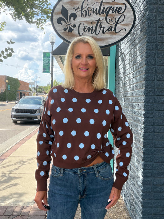 BROWN SWEATER W/ BLUE DOT