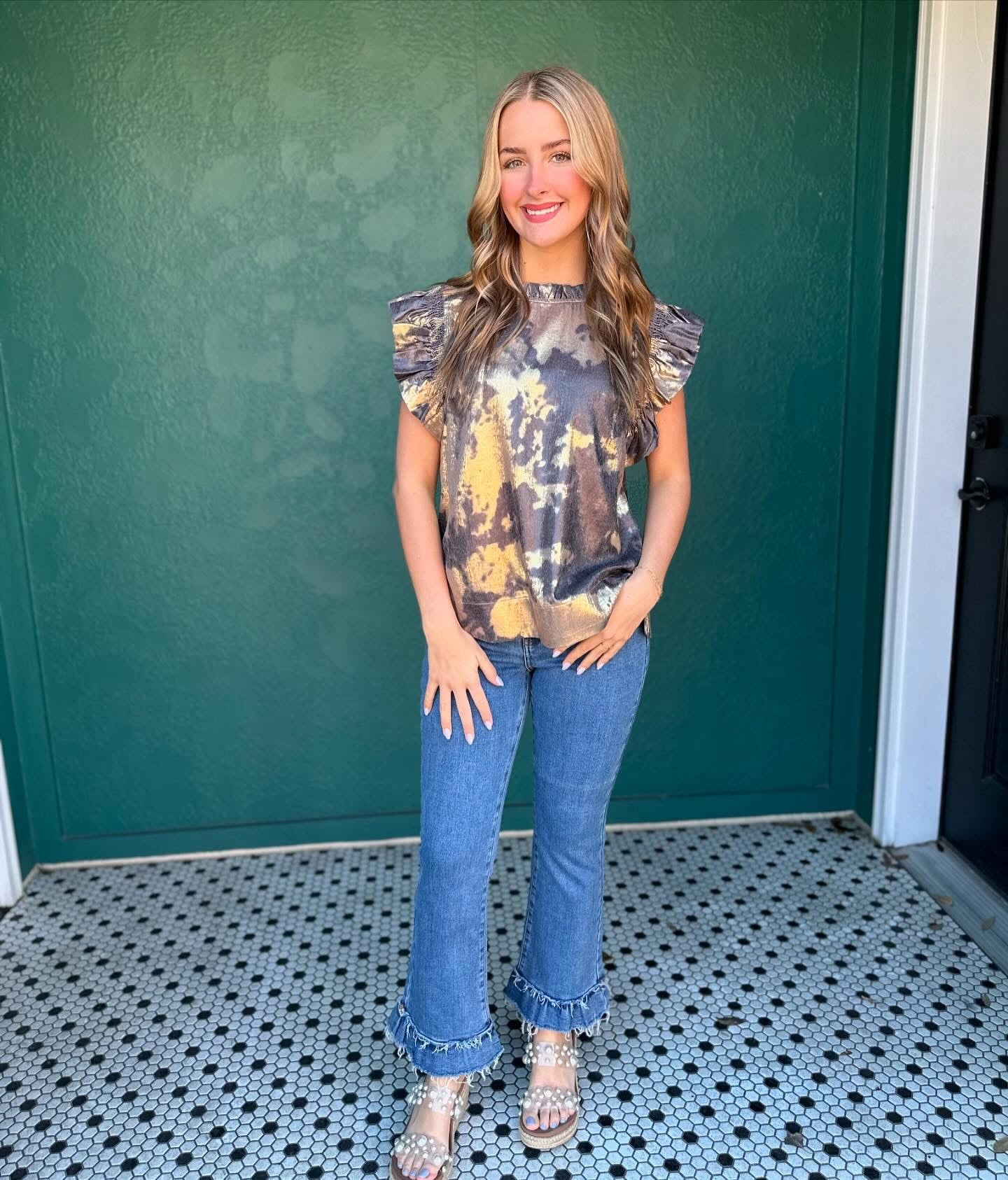 SILVER METALLIC RUFFLE TOP