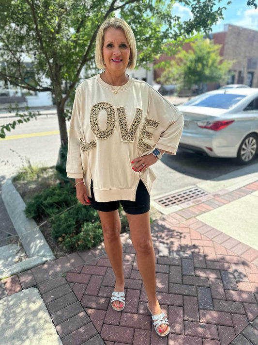LOVE LEO PATCH TOP