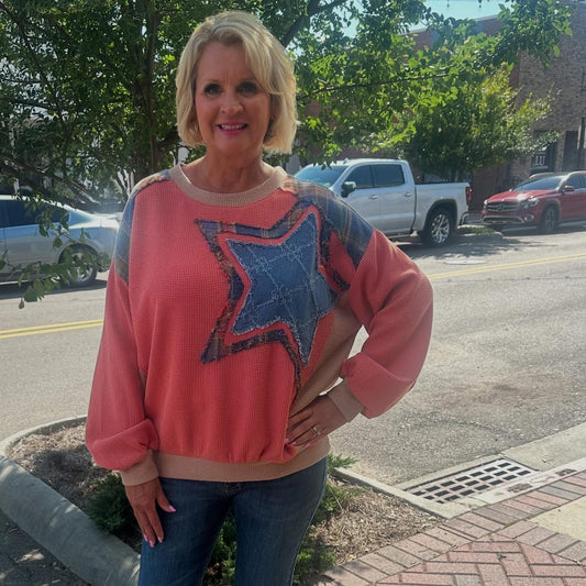 Star Patch Coral Mix Pullover