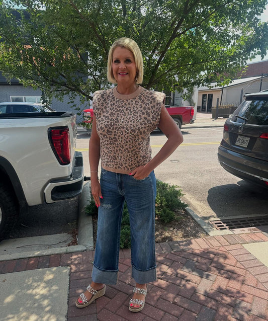 LEOPARD SLEEVELESS PULLOVER