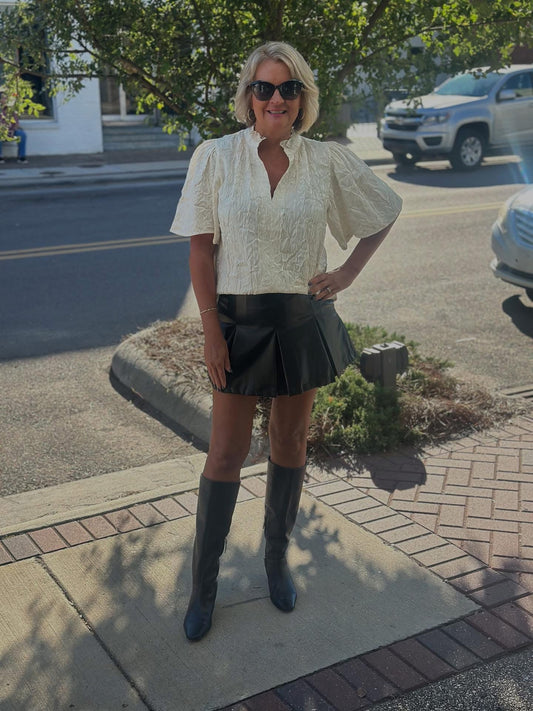 CHAMPAGNE FLUTTER TOP