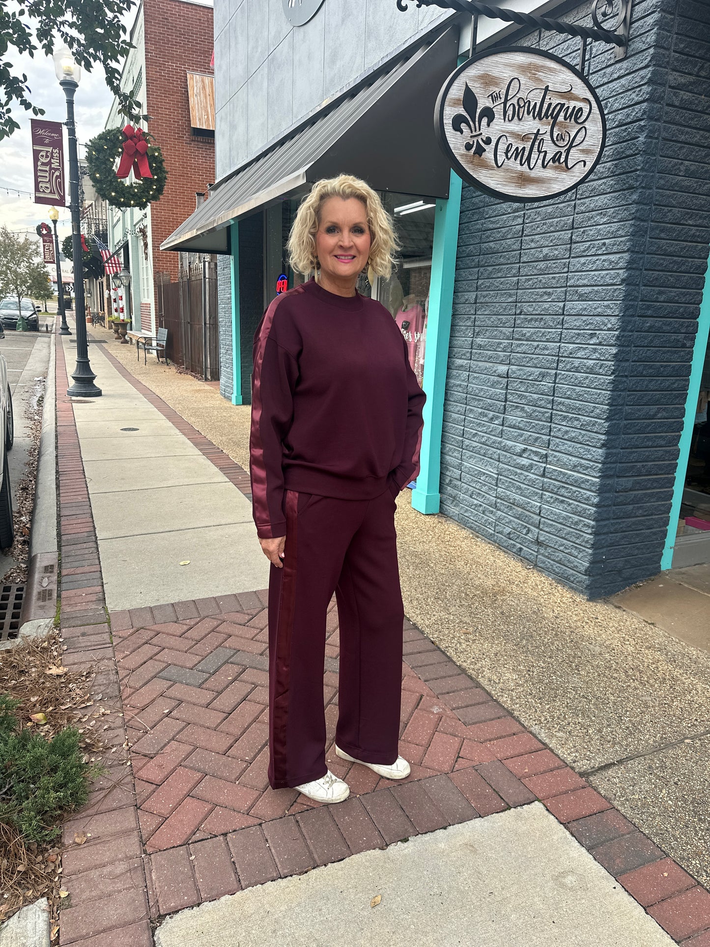 DK CHERRY SET W/ RIBBON