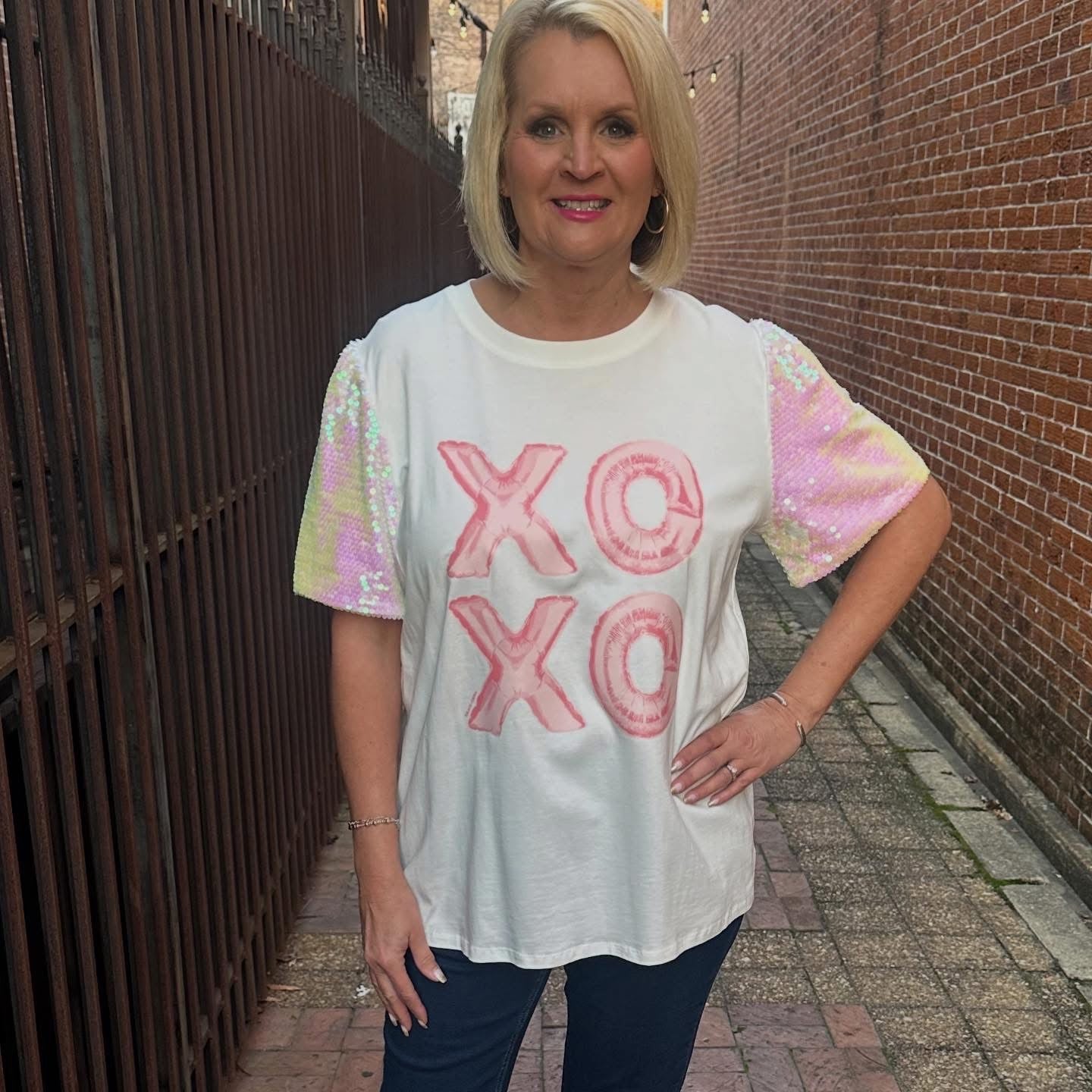 XOXO LOVE, KISSES, & SEQUINS