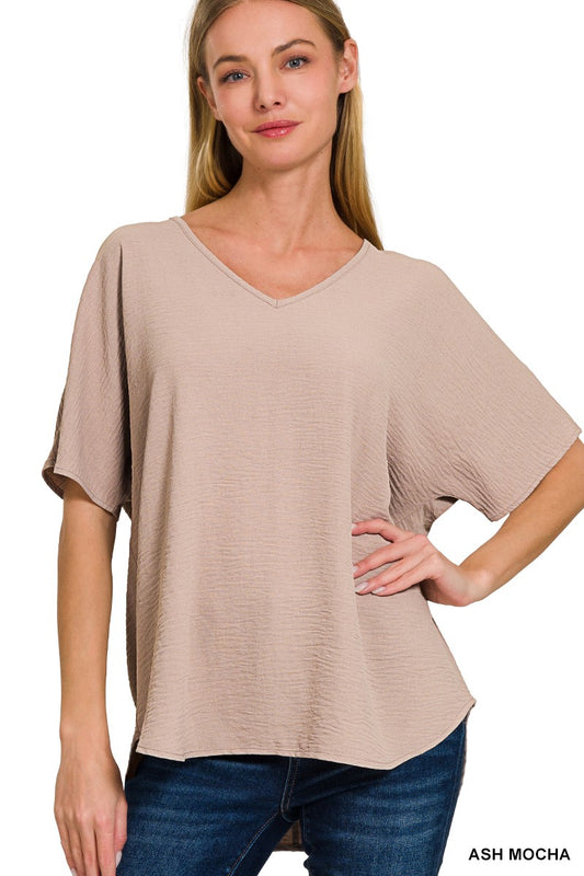 LT MOCHA Woven Airflow V-neck Short Sleeve Top